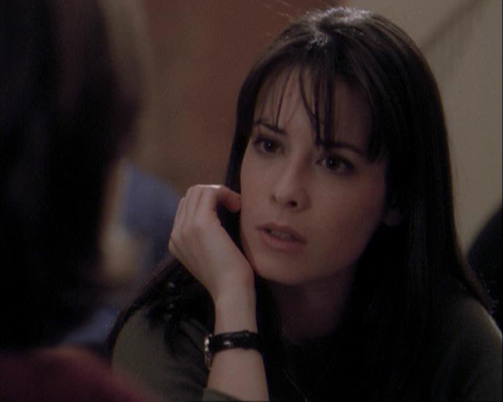 Charmed-Online-dot-net_108TheTruthIsOutThereAndItHurts2338.jpg Charmed-Online-dot-net_108TheTruthIsOutThereAndItHurts2338.jpg