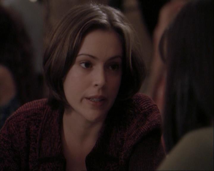 Charmed-Online-dot-net_108TheTruthIsOutThereAndItHurts2340.jpg Charmed-Online-dot-net_108TheTruthIsOutThereAndItHurts2340.jpg