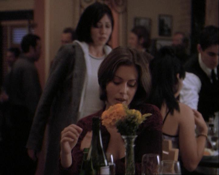 Charmed-Online-dot-net_108TheTruthIsOutThereAndItHurts2425.jpg Charmed-Online-dot-net_108TheTruthIsOutThereAndItHurts2425.jpg