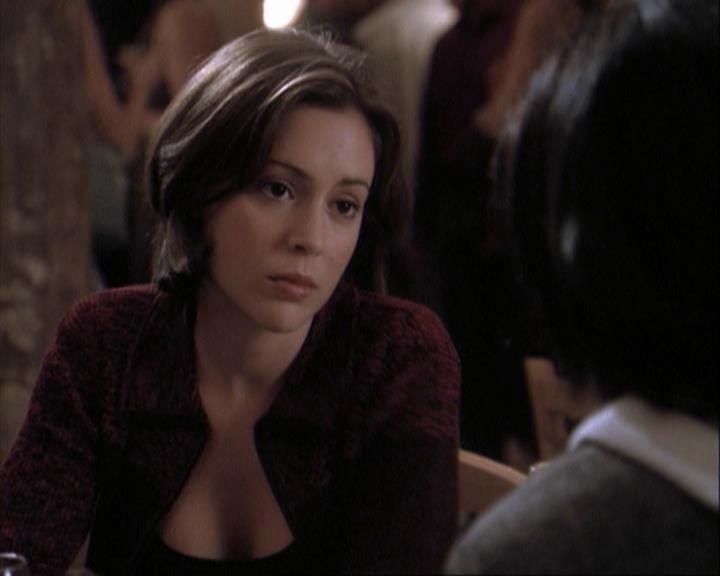 Charmed-Online-dot-net_108TheTruthIsOutThereAndItHurts2439.jpg Charmed-Online-dot-net_108TheTruthIsOutThereAndItHurts2439.jpg