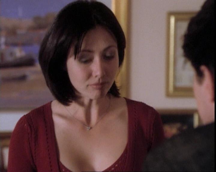 Charmed-Online-dot-net_109TheWitchIsBack0116.jpg Charmed-Online-dot-net_109TheWitchIsBack0116.jpg