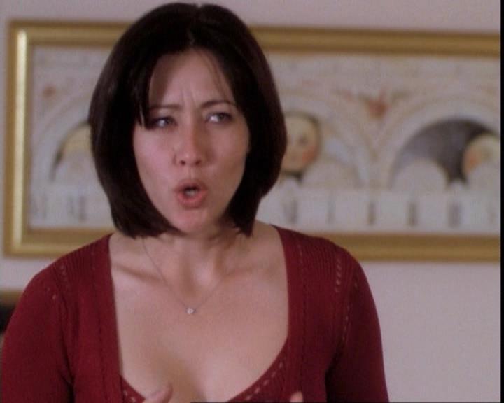 Charmed-Online-dot-net_109TheWitchIsBack0147.jpg Charmed-Online-dot-net_109TheWitchIsBack0147.jpg