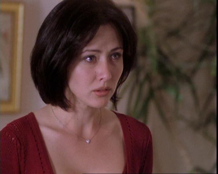 Charmed-Online-dot-net_109TheWitchIsBack0169.jpg Charmed-Online-dot-net_109TheWitchIsBack0169.jpg