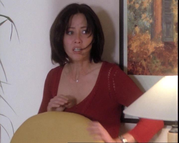 Charmed-Online-dot-net_109TheWitchIsBack0180.jpg Charmed-Online-dot-net_109TheWitchIsBack0180.jpg