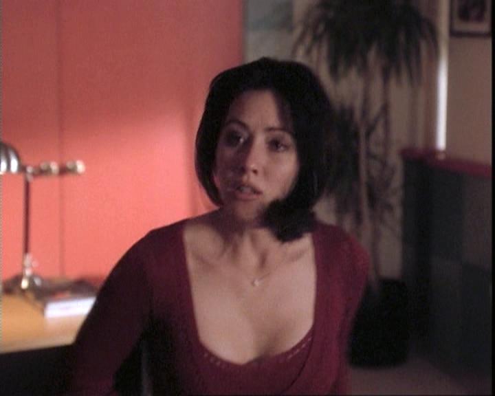 Charmed-Online-dot-net_109TheWitchIsBack0182.jpg Charmed-Online-dot-net_109TheWitchIsBack0182.jpg