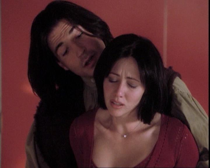 Charmed-Online-dot-net_109TheWitchIsBack0208.jpg Charmed-Online-dot-net_109TheWitchIsBack0208.jpg