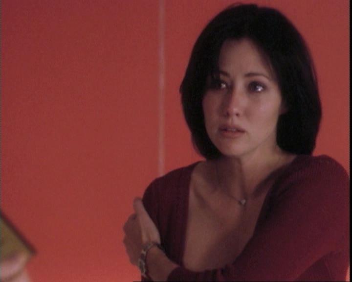 Charmed-Online-dot-net_109TheWitchIsBack0216.jpg Charmed-Online-dot-net_109TheWitchIsBack0216.jpg