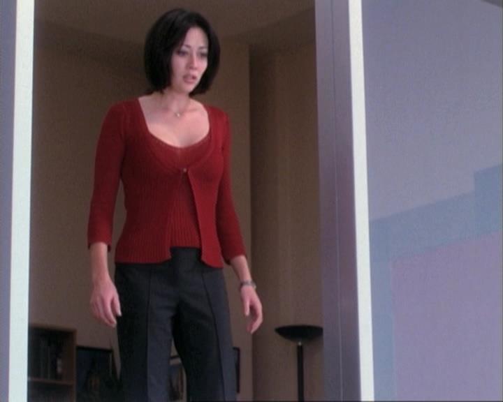 Charmed-Online-dot-net_109TheWitchIsBack0245.jpg Charmed-Online-dot-net_109TheWitchIsBack0245.jpg