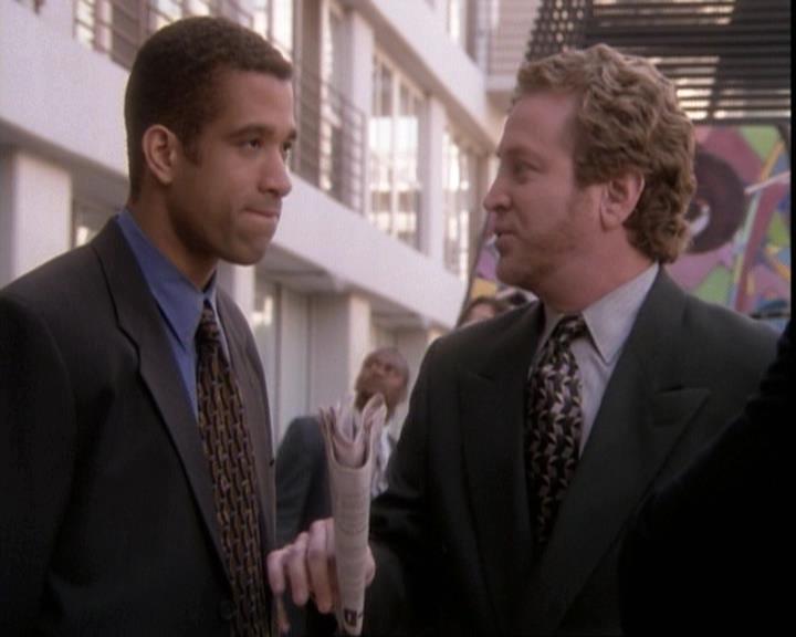 Charmed-Online-dot-net_109TheWitchIsBack0360.jpg Charmed-Online-dot-net_109TheWitchIsBack0360.jpg