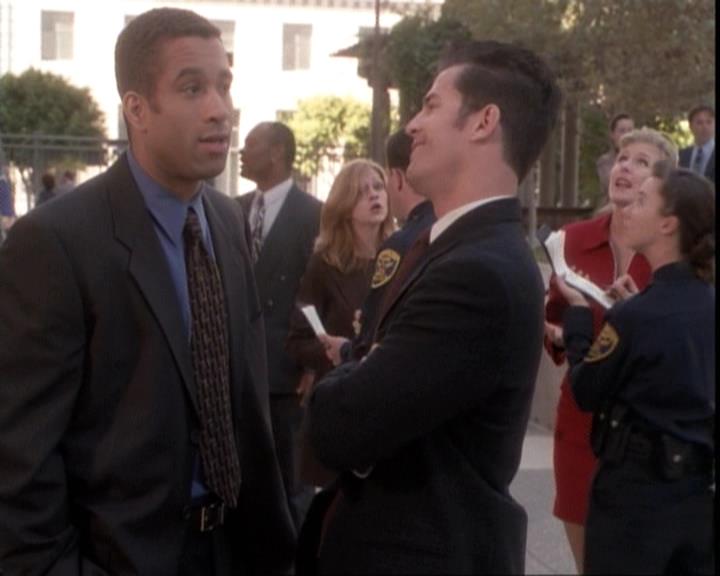 Charmed-Online-dot-net_109TheWitchIsBack0387.jpg Charmed-Online-dot-net_109TheWitchIsBack0387.jpg