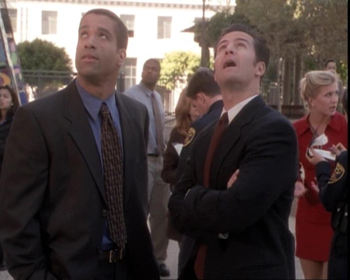 Charmed-Online-dot-net_109TheWitchIsBack0390.jpg Charmed-Online-dot-net_109TheWitchIsBack0390.jpg