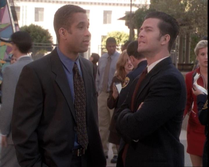 Charmed-Online-dot-net_109TheWitchIsBack0395.jpg Charmed-Online-dot-net_109TheWitchIsBack0395.jpg