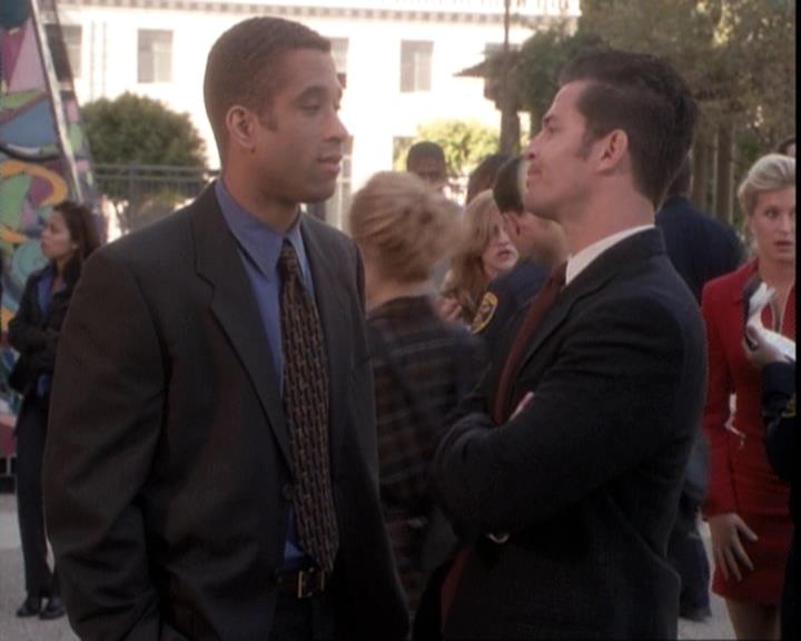 Charmed-Online-dot-net_109TheWitchIsBack0396.jpg Charmed-Online-dot-net_109TheWitchIsBack0396.jpg