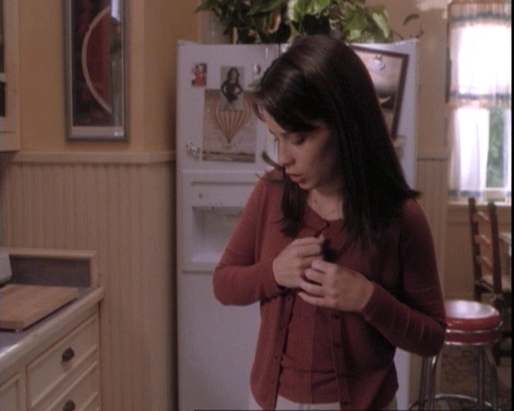 Charmed-Online-dot-net_109TheWitchIsBack0413.jpg Charmed-Online-dot-net_109TheWitchIsBack0413.jpg