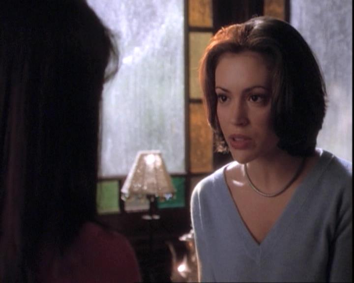 Charmed-Online-dot-net_109TheWitchIsBack0456.jpg Charmed-Online-dot-net_109TheWitchIsBack0456.jpg