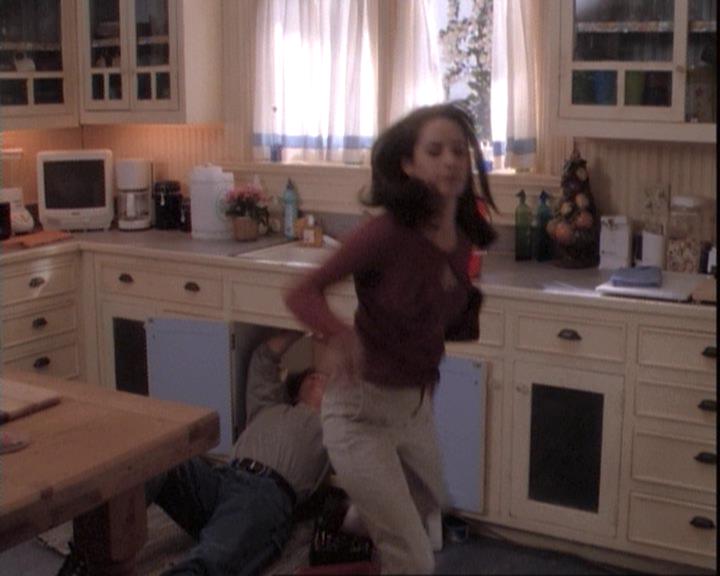 Charmed-Online-dot-net_109TheWitchIsBack0513.jpg Charmed-Online-dot-net_109TheWitchIsBack0513.jpg