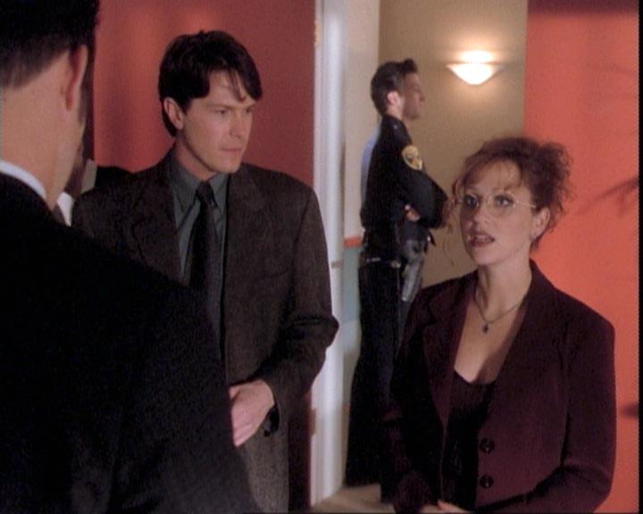 Charmed-Online-dot-net_109TheWitchIsBack0519.jpg