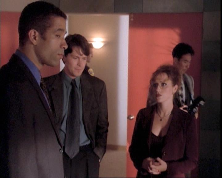 Charmed-Online-dot-net_109TheWitchIsBack0551.jpg Charmed-Online-dot-net_109TheWitchIsBack0551.jpg