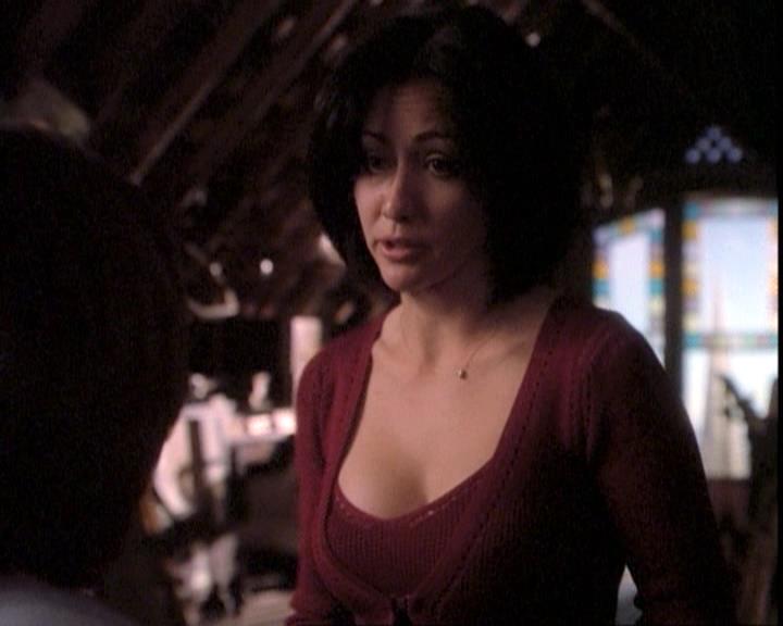 Charmed-Online-dot-net_109TheWitchIsBack0622.jpg