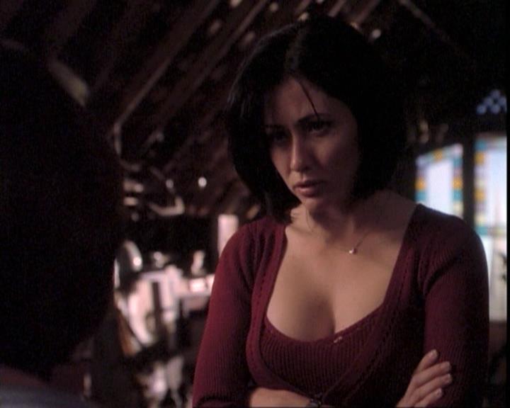 Charmed-Online-dot-net_109TheWitchIsBack0666.jpg Charmed-Online-dot-net_109TheWitchIsBack0666.jpg