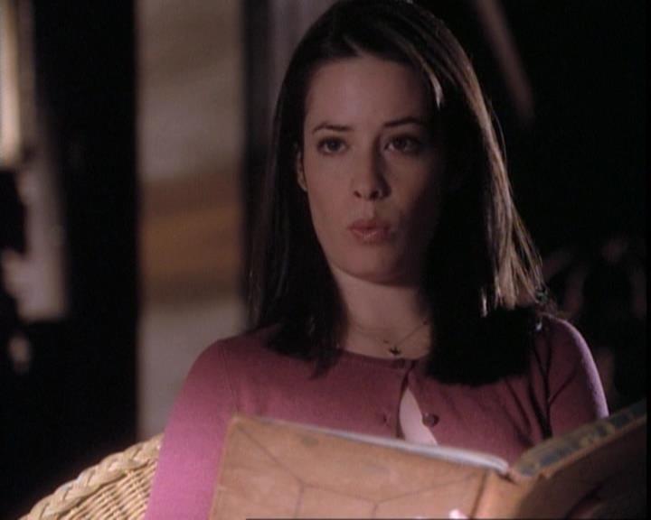 Charmed-Online-dot-net_109TheWitchIsBack0751.jpg