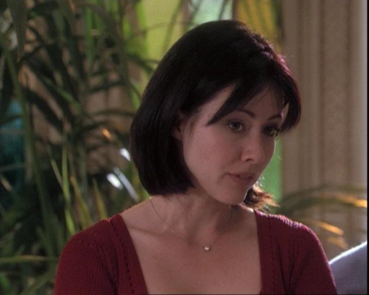 Charmed-Online-dot-net_109TheWitchIsBack0777.jpg Charmed-Online-dot-net_109TheWitchIsBack0777.jpg
