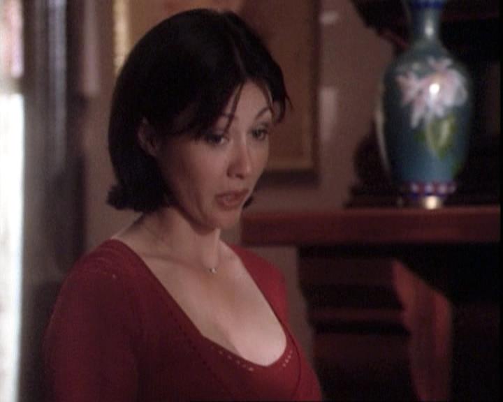 Charmed-Online-dot-net_109TheWitchIsBack0854.jpg Charmed-Online-dot-net_109TheWitchIsBack0854.jpg