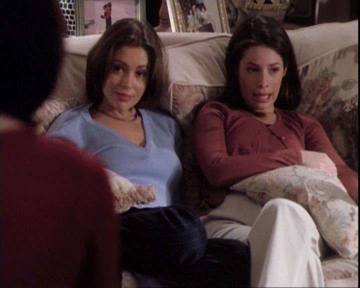 Charmed-Online-dot-net_109TheWitchIsBack0862.jpg Charmed-Online-dot-net_109TheWitchIsBack0862.jpg