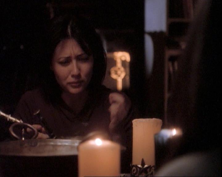 Charmed-Online-dot-net_109TheWitchIsBack0918.jpg Charmed-Online-dot-net_109TheWitchIsBack0918.jpg