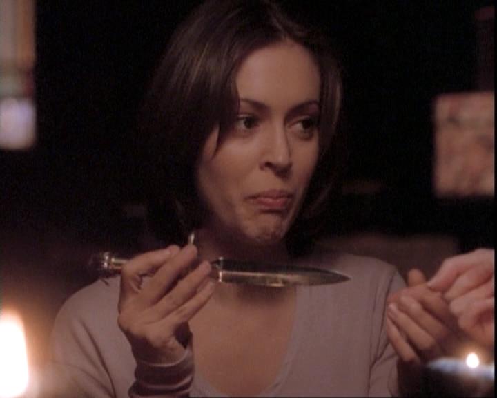 Charmed-Online-dot-net_109TheWitchIsBack0938.jpg Charmed-Online-dot-net_109TheWitchIsBack0938.jpg