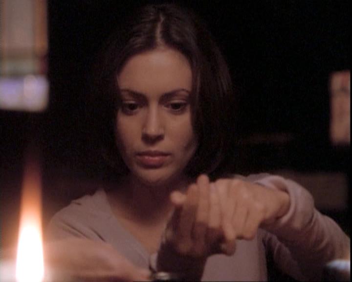 Charmed-Online-dot-net_109TheWitchIsBack0944.jpg Charmed-Online-dot-net_109TheWitchIsBack0944.jpg