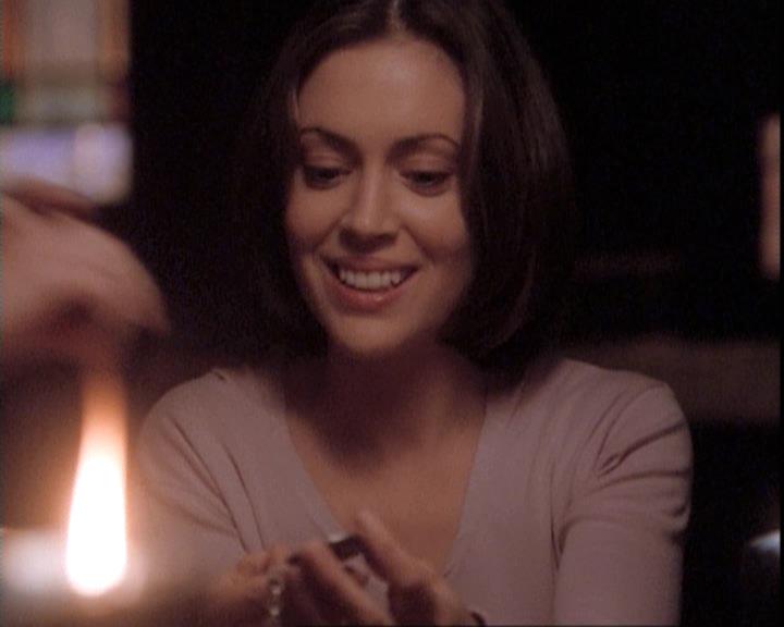 Charmed-Online-dot-net_109TheWitchIsBack0951.jpg