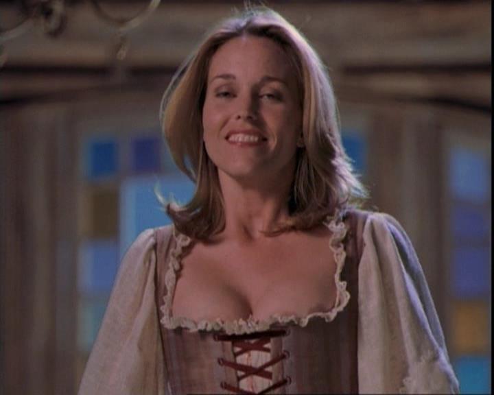 Charmed-Online-dot-net_109TheWitchIsBack0972.jpg