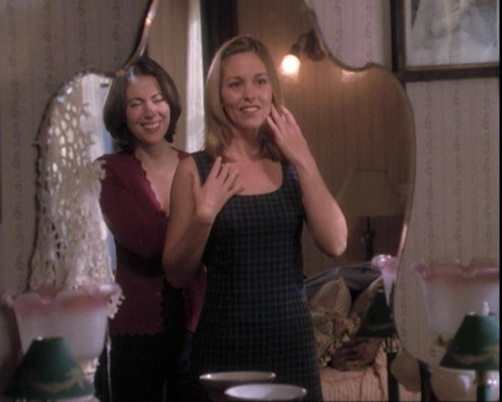 Charmed-Online-dot-net_109TheWitchIsBack1022.jpg
