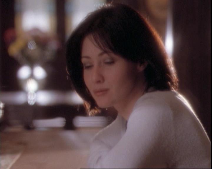 Charmed-Online-dot-net_109TheWitchIsBack1151.jpg Charmed-Online-dot-net_109TheWitchIsBack1151.jpg