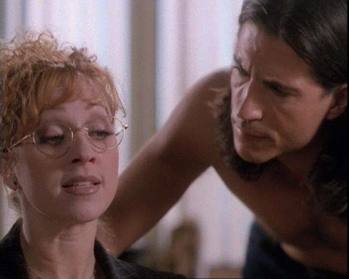 Charmed-Online-dot-net_109TheWitchIsBack1268.jpg Charmed-Online-dot-net_109TheWitchIsBack1268.jpg