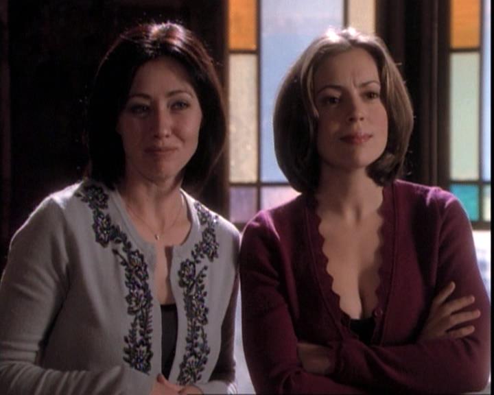 Charmed-Online-dot-net_109TheWitchIsBack1349.jpg Charmed-Online-dot-net_109TheWitchIsBack1349.jpg