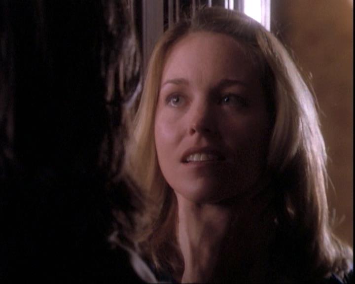 Charmed-Online-dot-net_109TheWitchIsBack1728.jpg