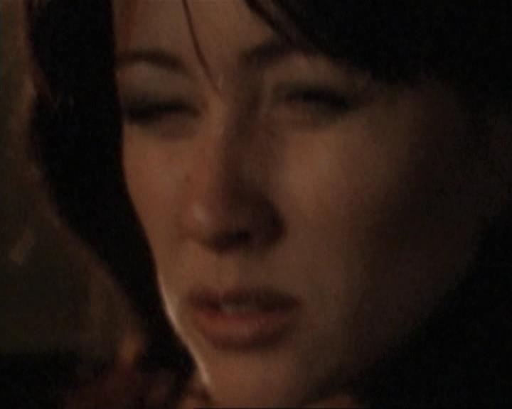 Charmed-Online-dot-net_109TheWitchIsBack1994.jpg