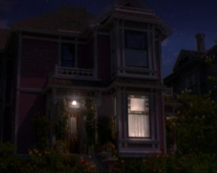 Charmed-Online-dot-net_109TheWitchIsBack2004.jpg Charmed-Online-dot-net_109TheWitchIsBack2004.jpg