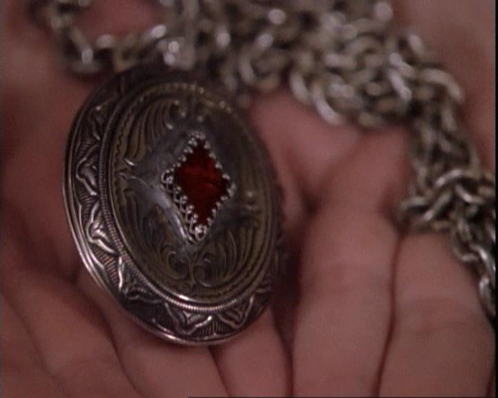 Charmed-Online-dot-net_109TheWitchIsBack2088.jpg Charmed-Online-dot-net_109TheWitchIsBack2088.jpg