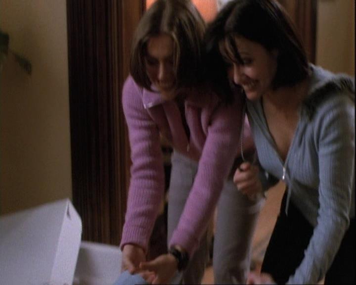 Charmed-Online-dot-net_110WiccaEnvy0022.jpg Charmed-Online-dot-net_110WiccaEnvy0022.jpg