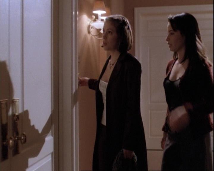 Charmed-Online-dot-net_110WiccaEnvy1546.jpg Charmed-Online-dot-net_110WiccaEnvy1546.jpg