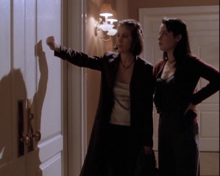 Charmed-Online-dot-net_110WiccaEnvy1550.jpg