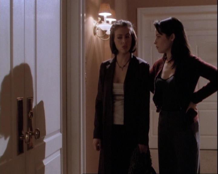 Charmed-Online-dot-net_110WiccaEnvy1553.jpg Charmed-Online-dot-net_110WiccaEnvy1553.jpg