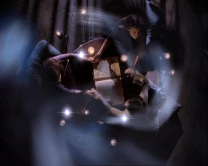 Charmed-Online-dot-net_110WiccaEnvy1999.jpg