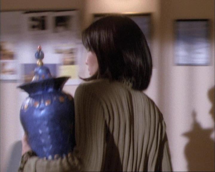 Charmed-Online-dot-net_111FeatsOfClay1161.jpg Charmed-Online-dot-net_111FeatsOfClay1161.jpg