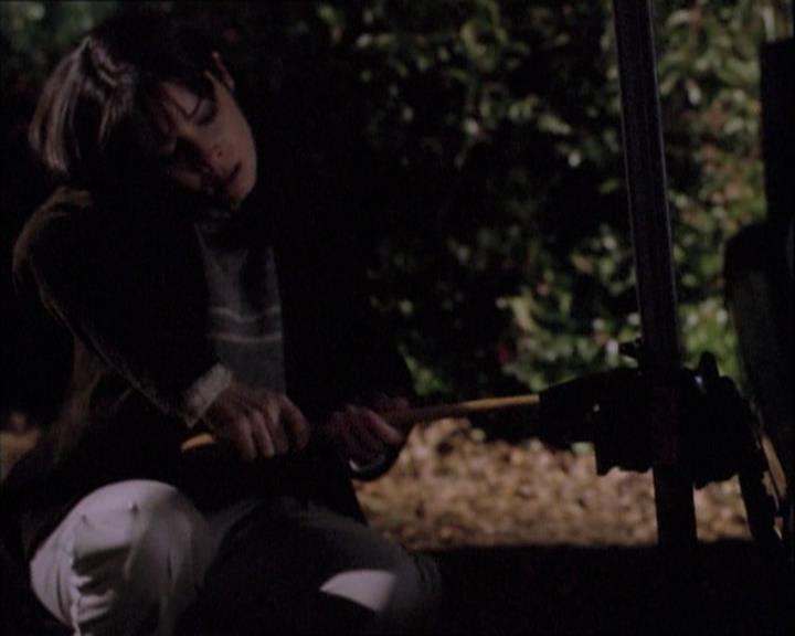 Charmed-Online-dot-net_112TheWendigo0037.jpg Charmed-Online-dot-net_112TheWendigo0037.jpg