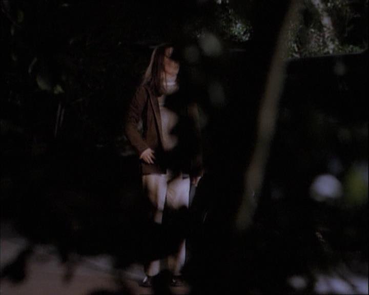 Charmed-Online-dot-net_112TheWendigo0150.jpg Charmed-Online-dot-net_112TheWendigo0150.jpg