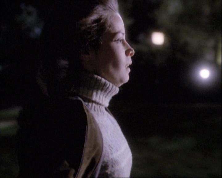 Charmed-Online-dot-net_112TheWendigo0205.jpg Charmed-Online-dot-net_112TheWendigo0205.jpg